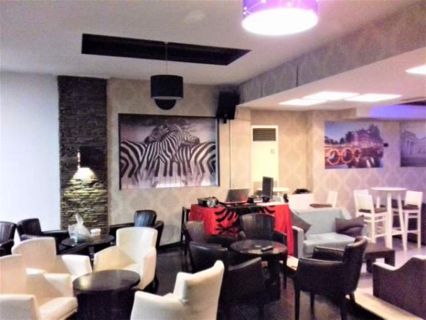 Tirane, jepet me qera ambjent biznesi 260 m² 60.000 Leke