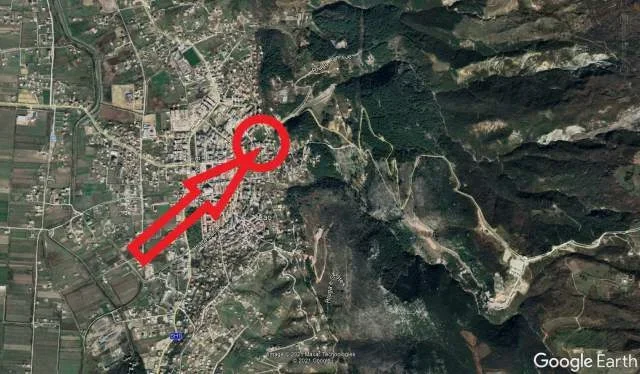 Lac, Shitet Apartament Kati 3, Cmimi Fillestar 640.000 Leke (Lagjia nr. 4,)