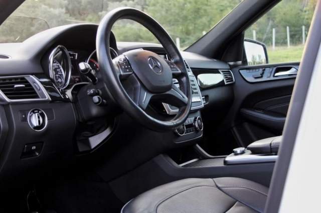 shes Mercedes-Benz MERCEDES ML 350 - AMG LINE - PANORAMA Viti 2013,
