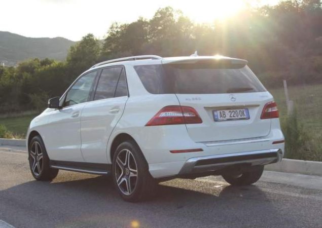 shes Mercedes-Benz MERCEDES ML 350 - AMG LINE - PANORAMA Viti 2013,