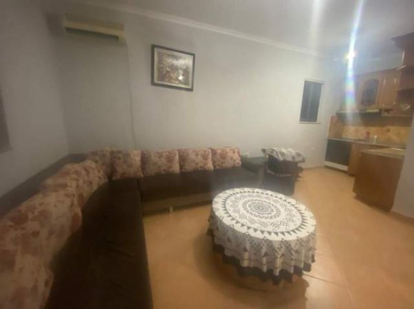 Tirane, jepet me qera shtepi 2+1 Kati 1, 96 m² 30.000 Leke (rruga Andon Mazreku)