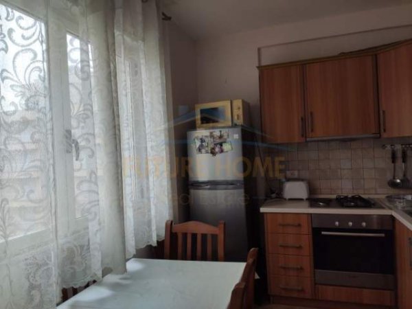 Durres, jepet me qera apartament 3+1+A+BLK Kati 5, 125 m² 400 Euro (Vollga, Durres)