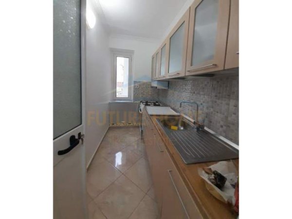 Durres, ofert apartament 1+1+A+BLK Kati 3, 70 m² 200 Euro (Sigurimet Shoqerore, Durres)