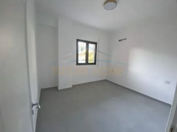 Durres, jepet me qera apartament 1+1+BLK Kati 3, 65 m² 500 Euro (Vollga)