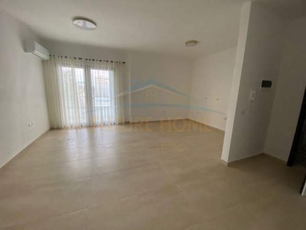 Durres, jepet me qera apartament 2+1+A+BLK Kati 3, 100 m²  (VOLLGA,DURRES)
