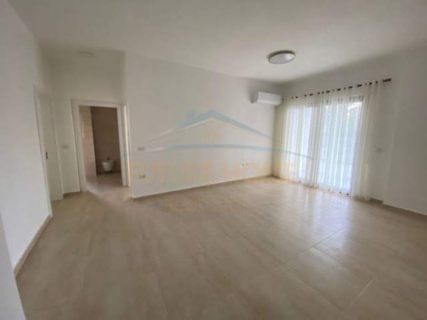 Durres, jepet me qera apartament 2+1+BLK Kati 3, 140 m²  (Vollga, Durrës)