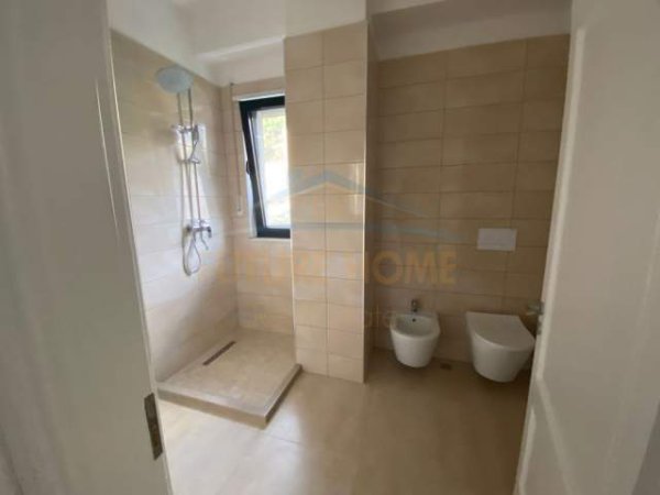 Durres, jepet me qera apartament 2+1+A+BLK Kati 3, 100 m²  (VOLLGA,DURRES)