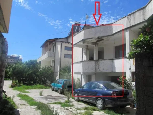 Fier, Shitet Truall 217.5 m² dhe Ndertese 99 m², Cmimi Fillestar 3,976,000 Leke (Lagja “15 Tetori”)