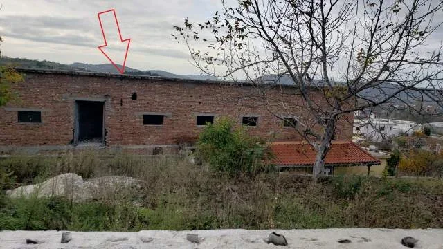 Fier, Patos Shitet Truall 360 m² dhe Ndertese 360 m², Cmimi Fillestar 8,208,000 Leke