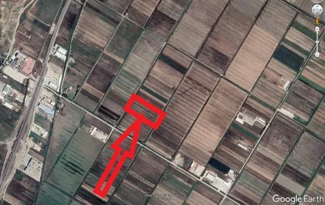 Fier, Mbrostar Ura Shitet Toke Are 6.789 m², Cmimi Referues 15,000,000 Leke