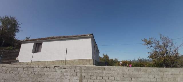 Tepelene, Memaliaj Shitet Truall 300 m² dhe Ndertese 88 m², 670.320 Leke