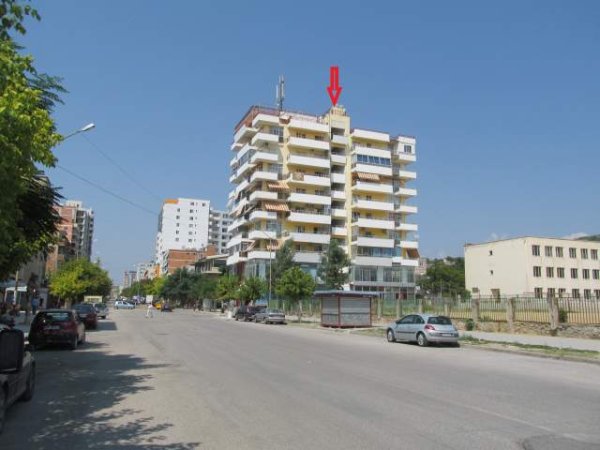 Lushnje, Shitet Apartament Kati 6, 80 m², 1.960.000 (Lagjja “Xh. Nepravishta")