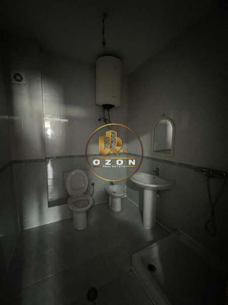 Tirane, jepet me qera apartament 2+1+BLK Kati 2, 100 m² 350 Euro (21 Dhjetori)