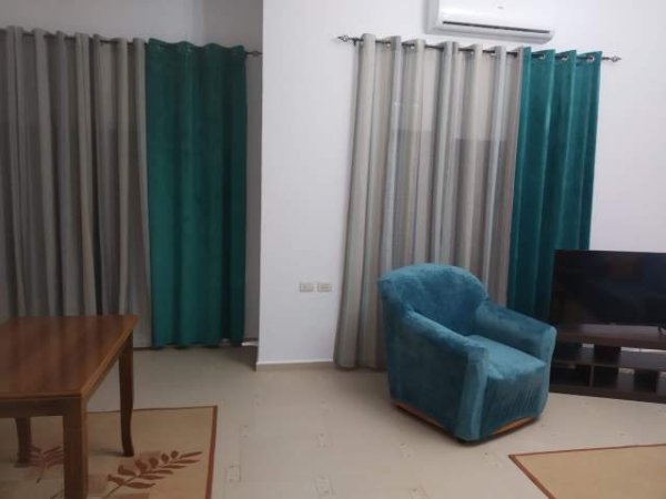 Tirane, jepet me qera apartament 2+1 Kati 2, 120 m² 40.000 Leke (kodra e priftit)