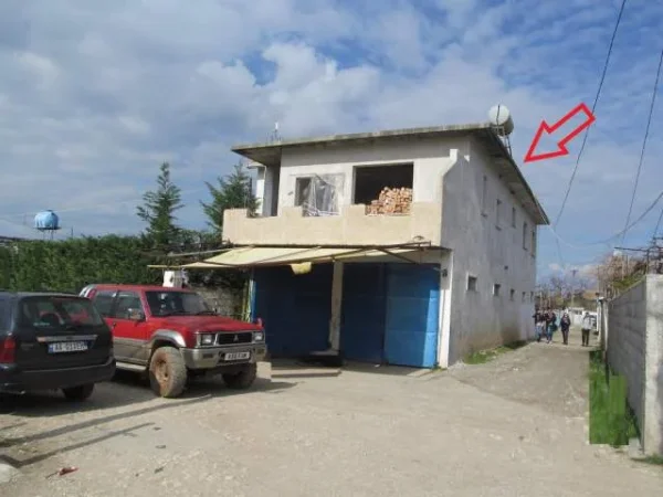 Shitet, Truall dhe Ndertese, Cmimi Fillestar 4.435.200 Leke (Lagjia Drita, Mahmurras)