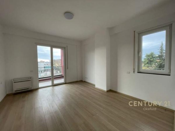 Tirane, shitet apartament 2+1 Kati 2, 126 m² 151.200 Euro (Porcelan Tirana, Albania)