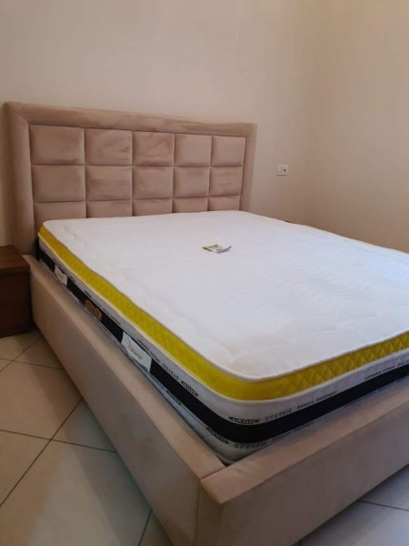 Tirane, jepet me qera apartament 2+1+BLK Kati 4, 90 m² 450 Euro (rruga Kavajes)