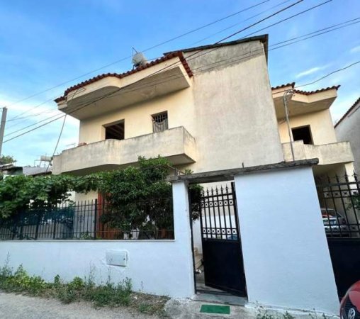 Tirane, shes Vile 3+1+BLK Kati 2, 236 m² 210.000 Euro (Rr. Jordan Misja (Blv. i Ri))