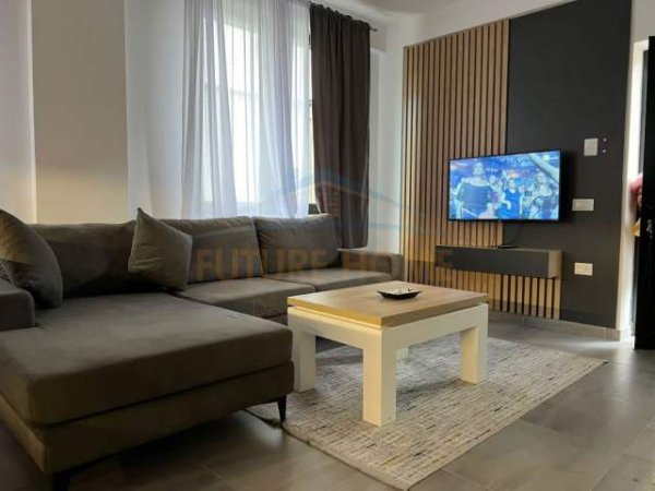 Tirane, jepet me qera apartament 1+1+BLK Kati 1, 65 m² 550 Euro (rruga hasan alla , selite)