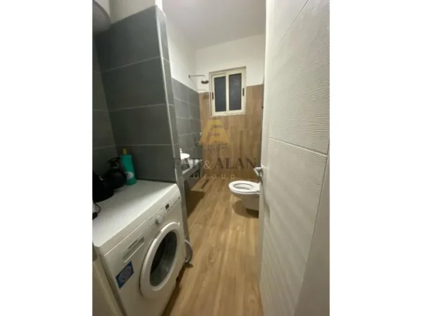 Tirane, shitet apartament 1+1 Kati 1, 71 m² 75.000 € (Fresk)