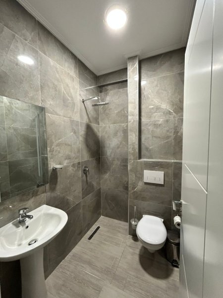 Tirane, jepet me qera apartament 2+1 Kati 4, 90 m² 450 € (Fresk)