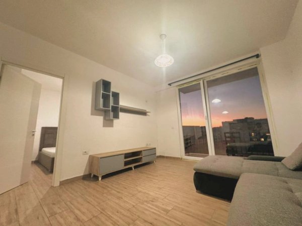 Tirane, shitet apartament 1+1 , 67 m² 93.000 € (Kompleksi Jolla)