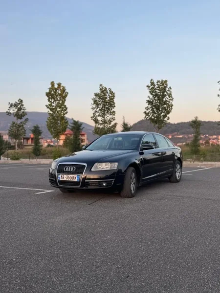 Tirane, japim me qera makine Audi/Mercedes Nafte, e zeze automatik Klima 20 €