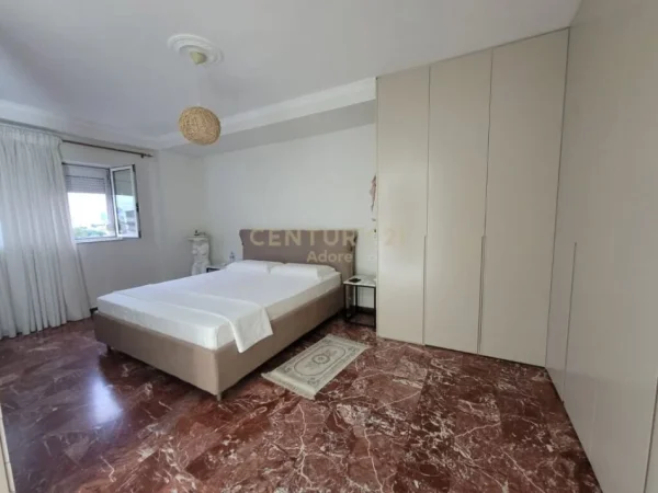 Tirane, shes apartament 3+1+Aneks+Ballkon Kati 7, 180 m² 260.000 € (ATSH)
