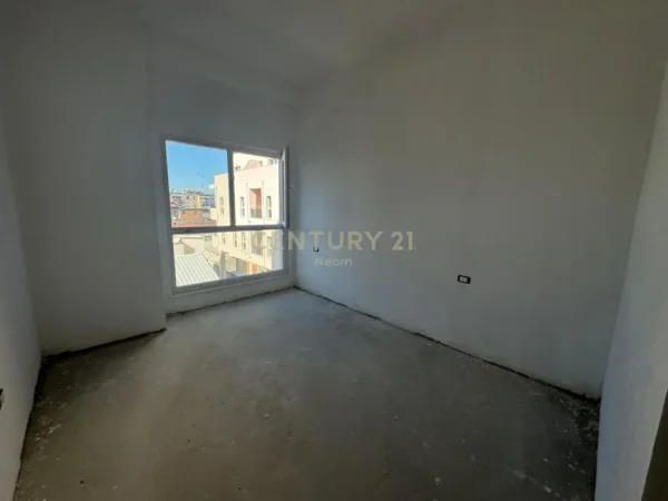 Tirane, shes apartament 2+1+Aneks+Ballkon Kati 2, 117 m² 158.000 € (Rezidenca Aura Rruga Dritan Hoxha)