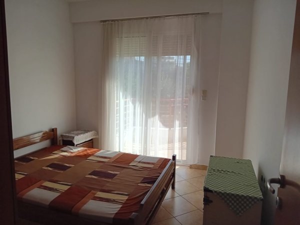 Tirane, Apartament 1+1 me qira Kati 2, 72 m² 350 € (Rruga Budi Qytet Studenti )
