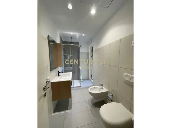 Tirane, shes apartament 3+1+Aneks+Ballkon Kati 9, 153 m² 630.000 € (Ambasada Amerikane)