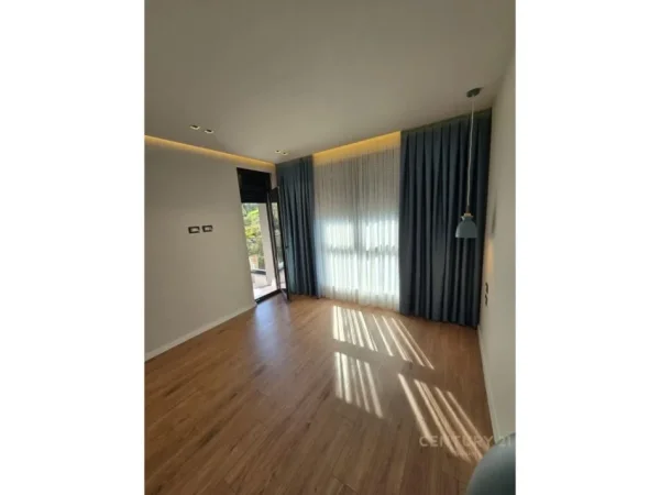 Tirane, shes apartament 2+1+Aneks+Ballkon Kati 3, 113 m² 309.650 € (Kopshti Zoologjik)