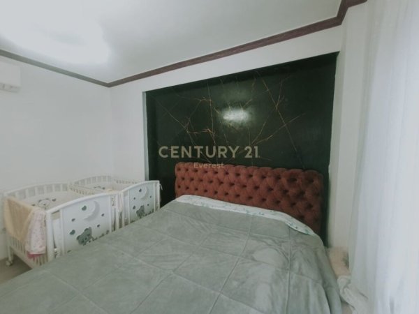 Tirane, jepet me qera apartament 2+1+Aneks+Ballkon Kati 6, 83 m² 600 € (Don Bosko)