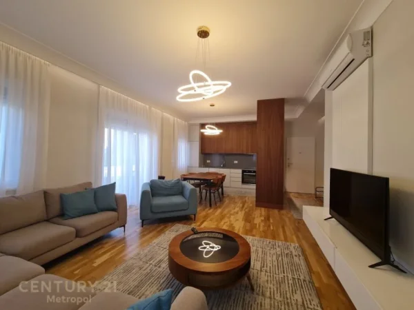 Tirane, jepet me qera apartament 2+1+Aneks+Ballkon Kati 1, 125 m² 1.800 € (Teg)
