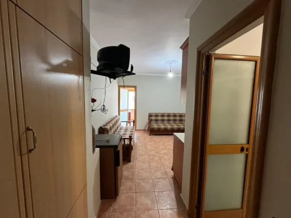 Durres, shitet 1+1 Kati 4, 40 m² 53.000 € (Mali robit)