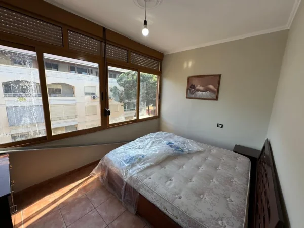 Durres, shitet 1+1 Kati 4, 40 m² 53.000 € (Mali robit)