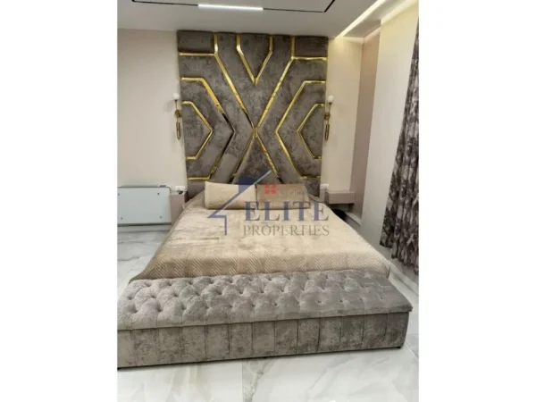 Tirane, shitet apartament 2+1+Ballkon , 119 m² 230.000 € (Bulevardi i Ri)