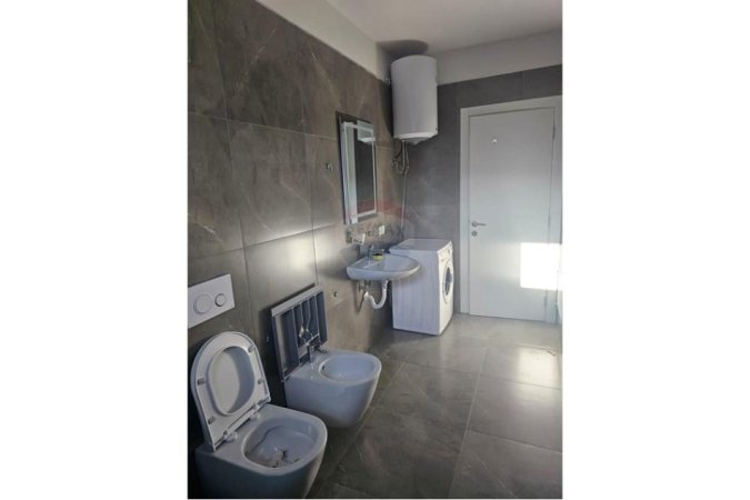 Tirane, jepet me qera apartament 1+1 Kati 5, 70 m² 500 € (Teodor keko)