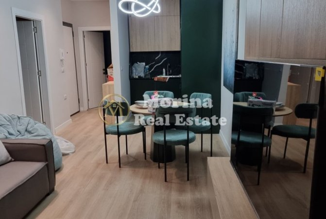Tirane, jepet me qera apartament 1+1 Kati 9, 75 m² 550 € (Astir)