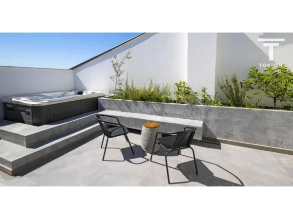 Tirane, shitet apartament 3+1 Kati 6, 197 m²