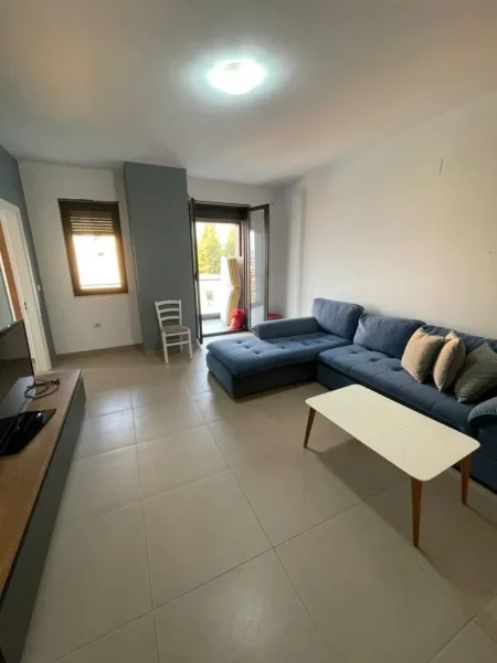 Tirane, shitet apartament 1+1 Kati 4, 70 m² 128.000 € (SHITET APARTAMENT 1+1 SPITAL AMERIKAN 2)