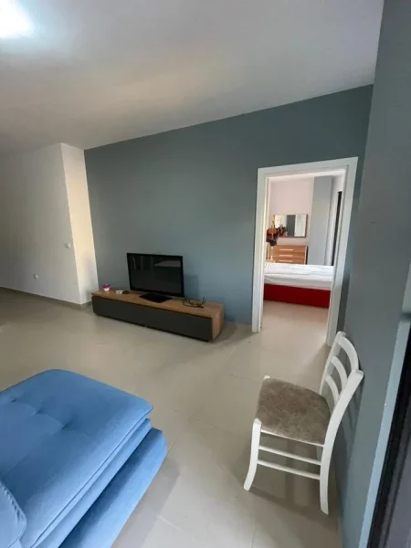 Tirane, shitet apartament 1+1 Kati 4, 70 m² 128.000 € (SHITET APARTAMENT 1+1 SPITAL AMERIKAN 2)