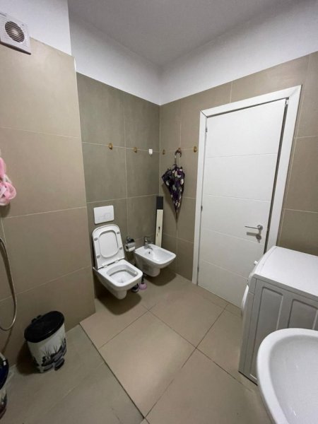 Tirane, shitet apartament 1+1 Kati 4, 70 m² 128.000 € (SHITET APARTAMENT 1+1 SPITAL AMERIKAN 2)