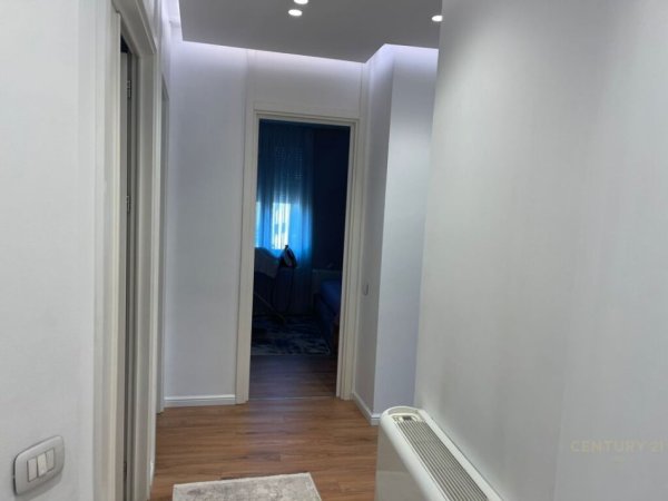 Tirane, shitet apartament 3+1 Kati 2, 540.000 € (rruga e elbasanit)