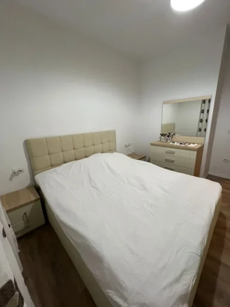 Tirane, shitet apartament 1+1+Aneks Kati 2, 62 m² 105.000 € (kodra e diellit)
