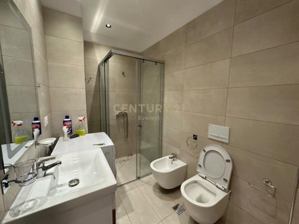 Tirane, jap me qera apartament 2+1+2+POST PARKIMI+Ballkon , 104 m² 900 € (Kodra e Diellit)