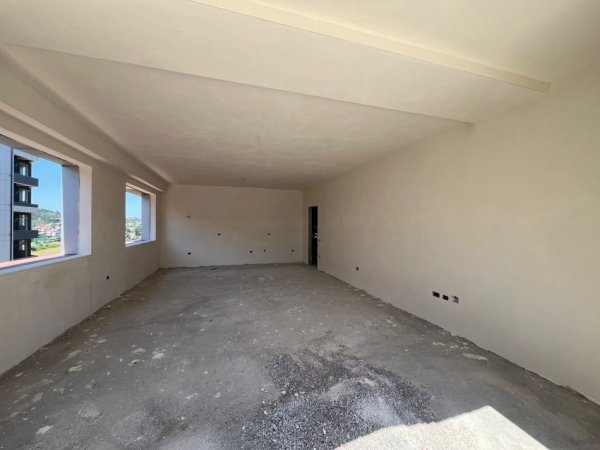Tirane, shitet apartament 2+1+Ballkon Kati 6, 154 m² 250.000 € (Teodor Keko)