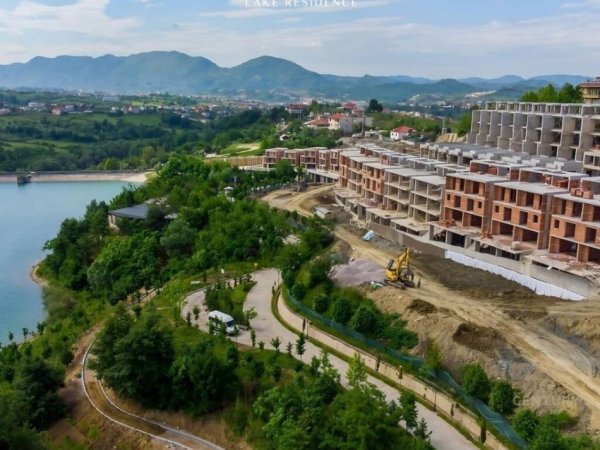 Tirane, shes Vile 3+1 Kati 3, 438 m² 485.000 € 