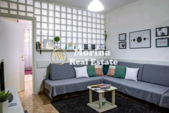 Tirane, jepet me qera apartament 1+1 Kati 1, 52 m² 500 € (Xhamia Tabakve)
