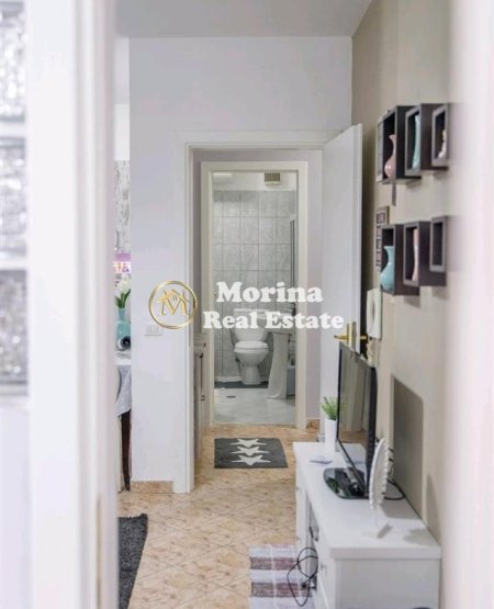 Tirane, jepet me qera apartament 1+1 Kati 1, 52 m² 500 € (Xhamia Tabakve)